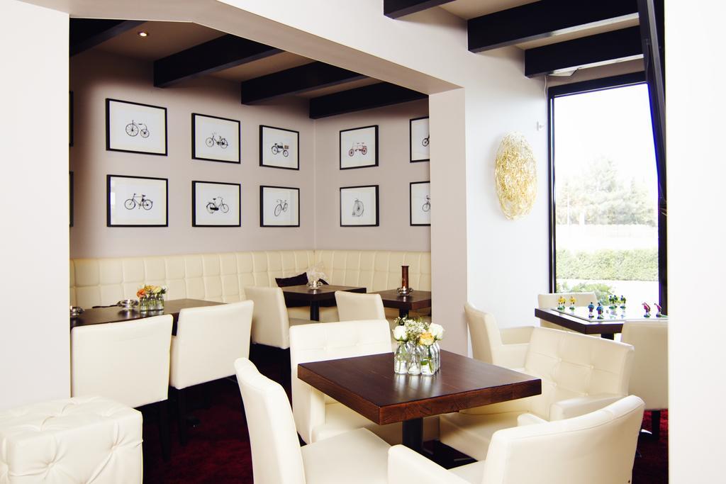 Hotel Tiek Superior Meppen Bagian luar foto