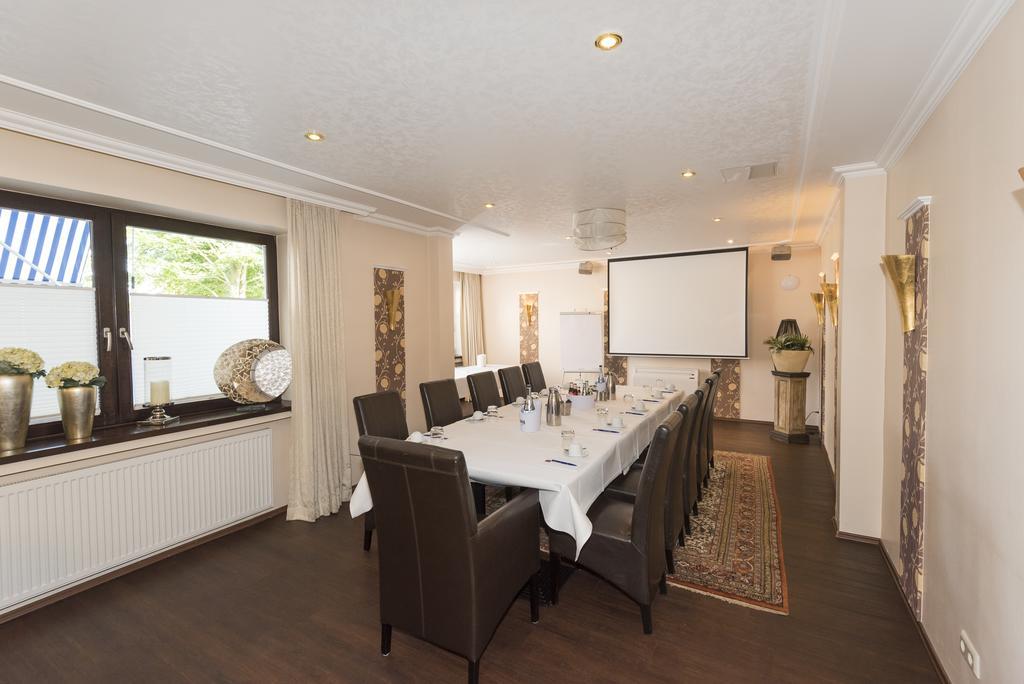 Hotel Tiek Superior Meppen Bagian luar foto